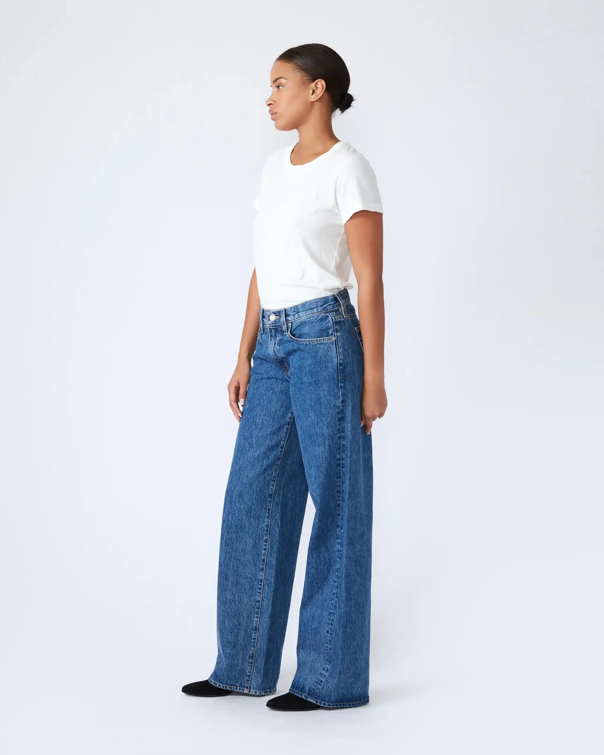 MICA LOW RISE WIDE LEG JEAN