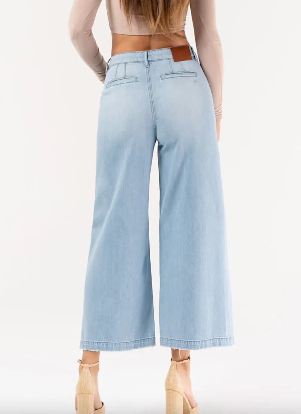 nori cropped wide leg jeans - light blue